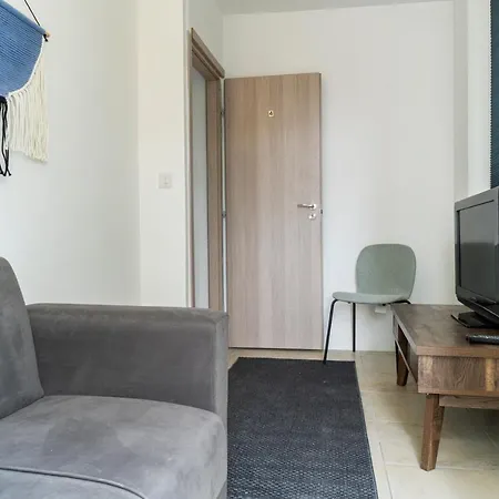 Private In Shared Flat Nicosia