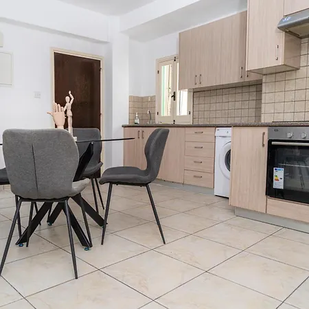 Private In Shared Flat Homestay
