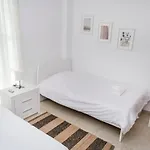 Private In Shared Flat Accommodatie bij particulieren Nicosia