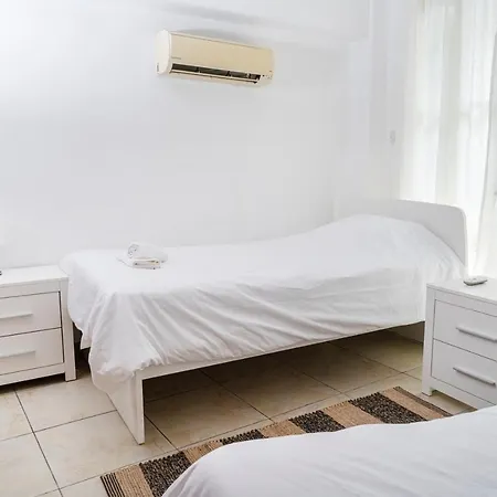 Private In Shared Flat Habitación en casa particular Nicosia