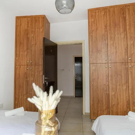 Private In Shared Flat * Nicosia