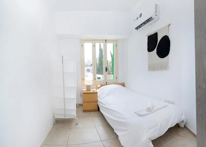 Private In Shared Flat نيقوسيا