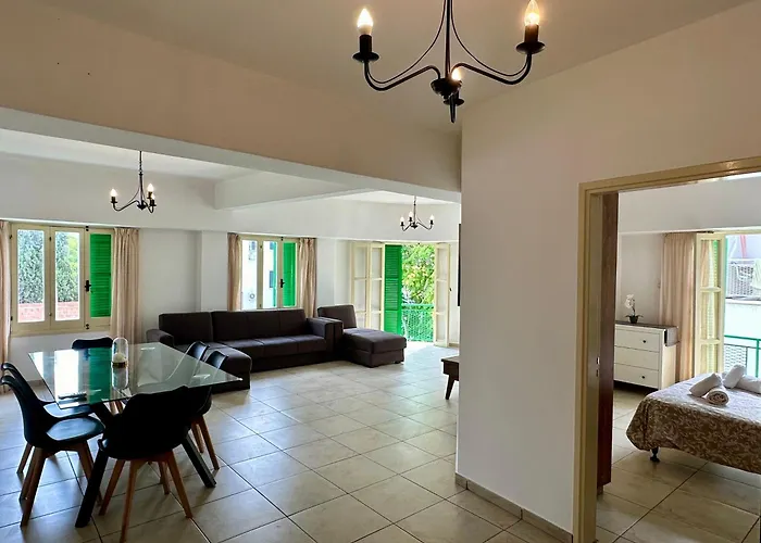 Private In Shared Flat * نيقوسيا